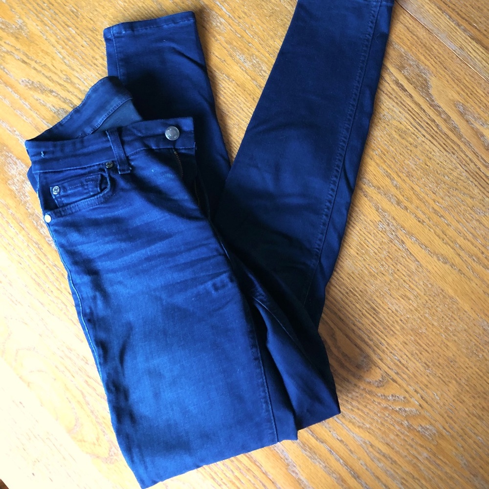7 For All Mankind the Skinny Jeans Size 26